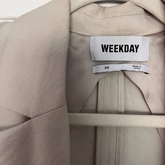 Weekday Mens Fit Blazer! - Picture 2 of 3